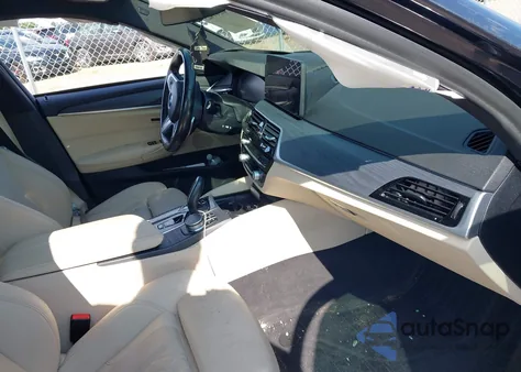 2021 BMW 530I xDrive из США, поврежденный, VIN WBA13BJ04MCG25558